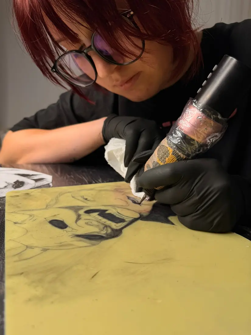 Allexia Tattoo Artist la Tattoo74